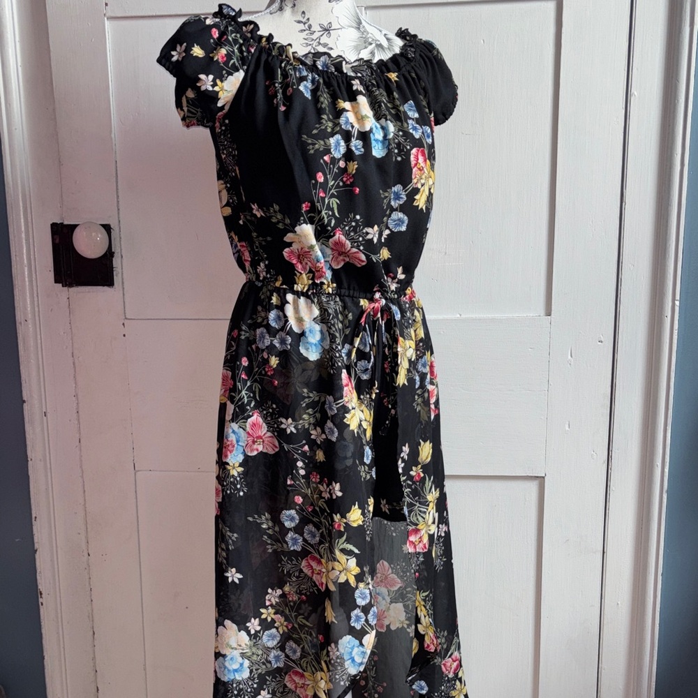 BeBop Black Floral Off Shoulder Ruffle High Low Jumpsuit Size Jr Medium - Picture 9 of 10